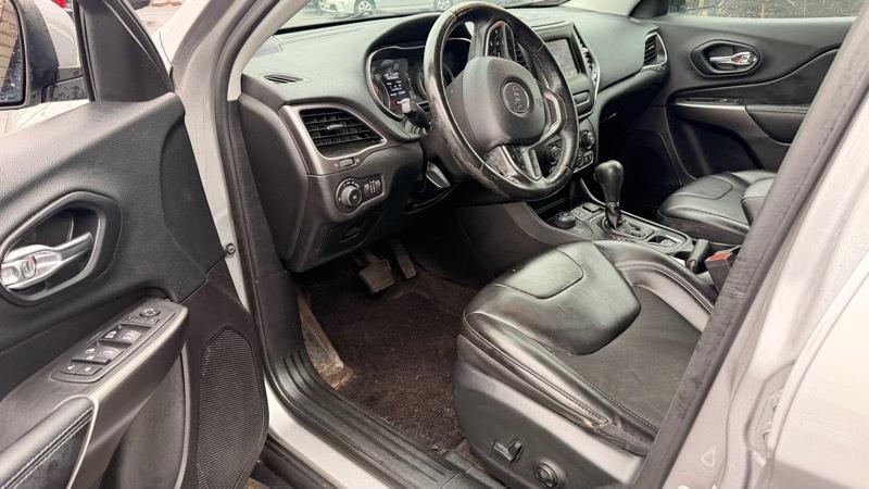 Jeep Cherokee Latitude Plus 4WD 2019