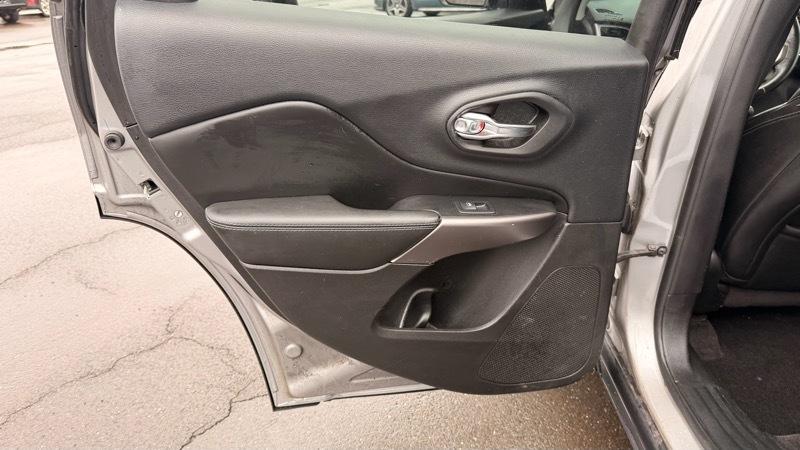 Jeep Cherokee Latitude Plus 4WD 2019