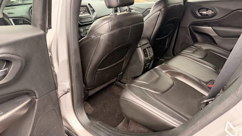 Jeep Cherokee Latitude Plus 4WD 2019