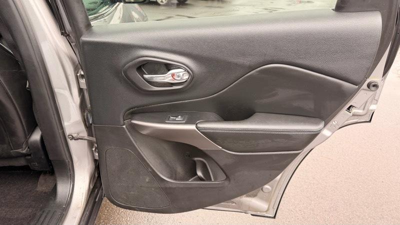 Jeep Cherokee Latitude Plus 4WD 2019