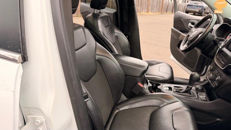 Jeep Cherokee Latitude Plus 4WD 2019