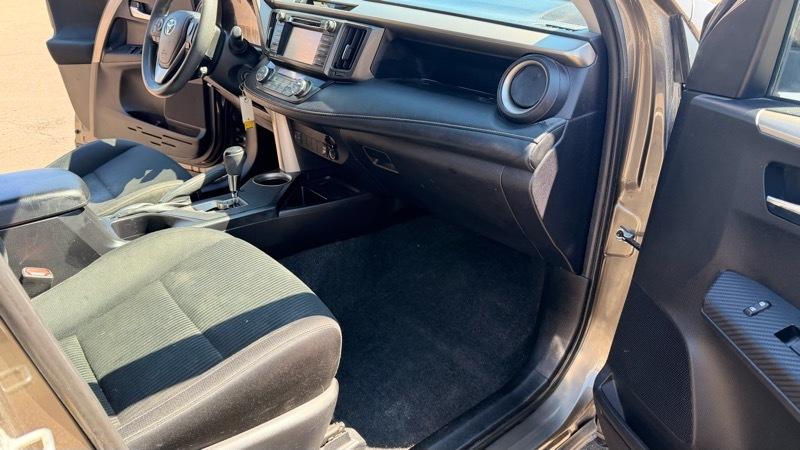 Toyota RAV4 XLE AWD 2015