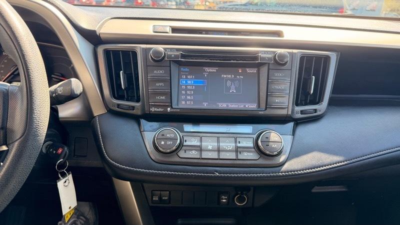 Toyota RAV4 XLE AWD 2015