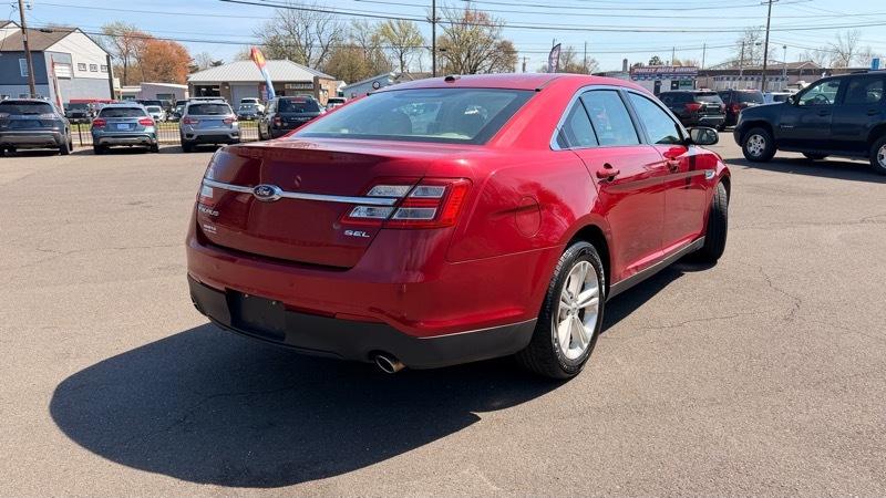 Ford Taurus SEL FWD 2016