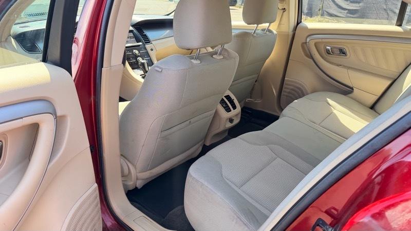 Ford Taurus SEL FWD 2016