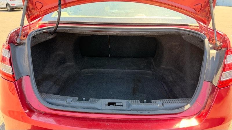 Ford Taurus SEL FWD 2016