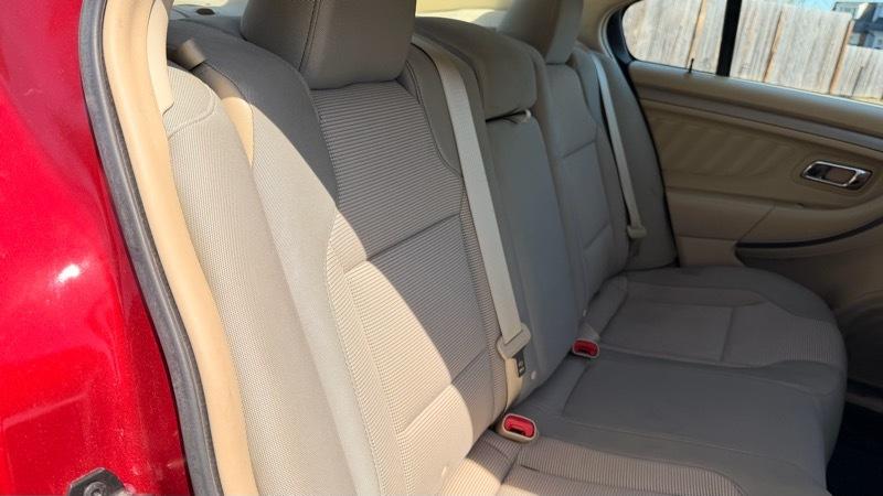 Ford Taurus SEL FWD 2016