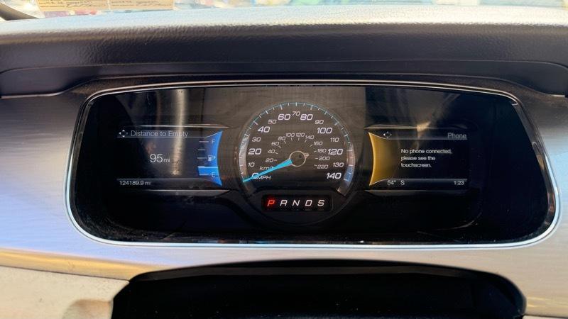 Ford Taurus SEL FWD 2016