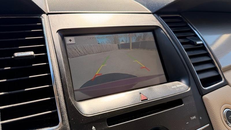 Ford Taurus SEL FWD 2016