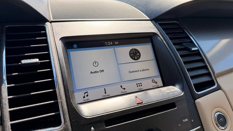 Ford Taurus SEL FWD 2016