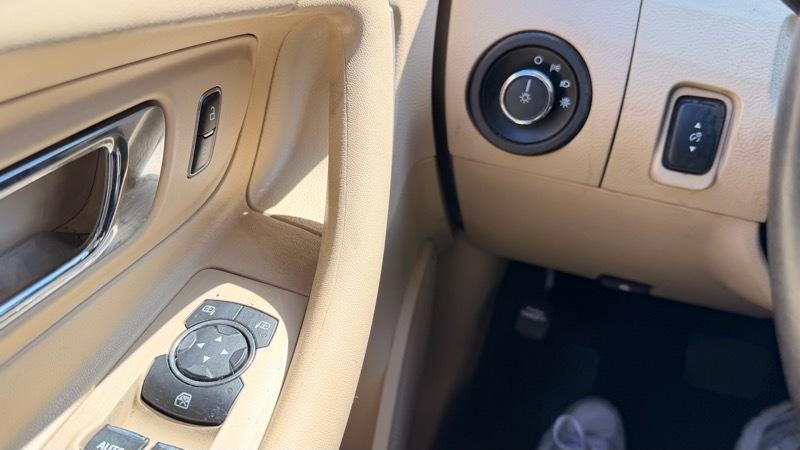 Ford Taurus SEL FWD 2016