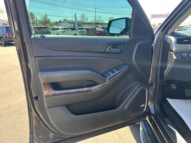 Chevrolet Suburban LT 4WD 2018