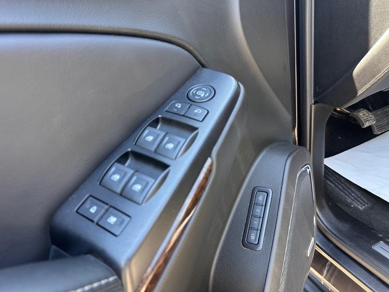 Chevrolet Suburban LT 4WD 2018