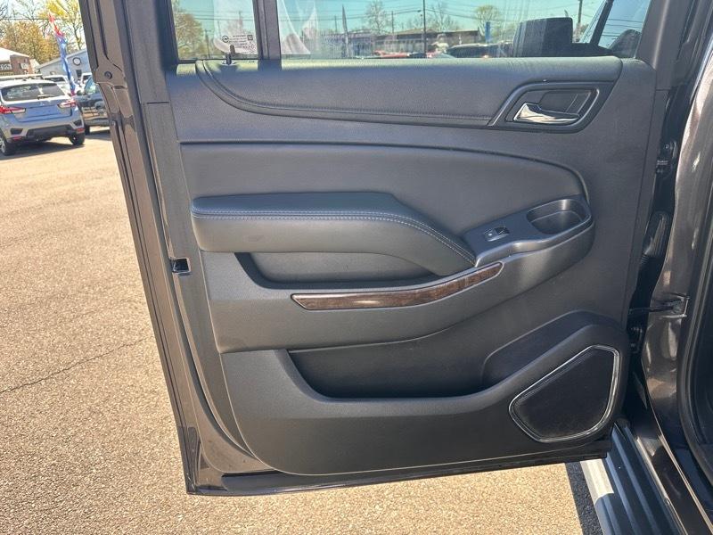 Chevrolet Suburban LT 4WD 2018