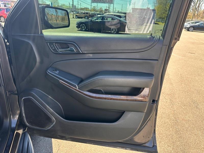 Chevrolet Suburban LT 4WD 2018