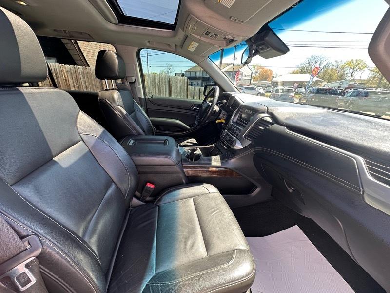 Chevrolet Suburban LT 4WD 2018