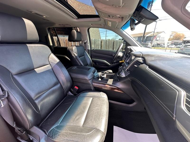 Chevrolet Suburban LT 4WD 2018