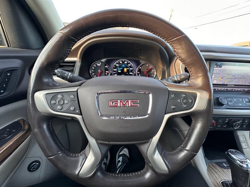 GMC Acadia Denali AWD 2019