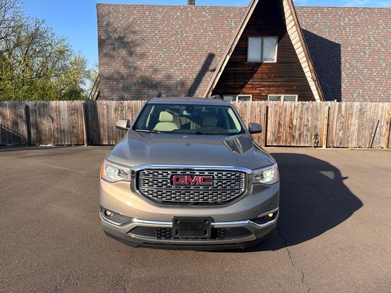 GMC Acadia Denali AWD 2019