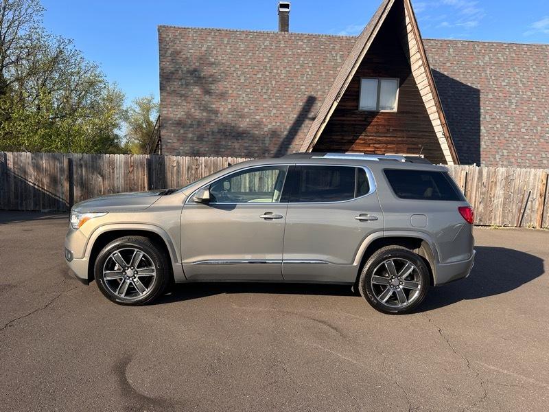 GMC Acadia Denali AWD 2019