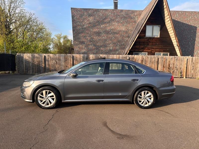 Volkswagen Passat SE 2018