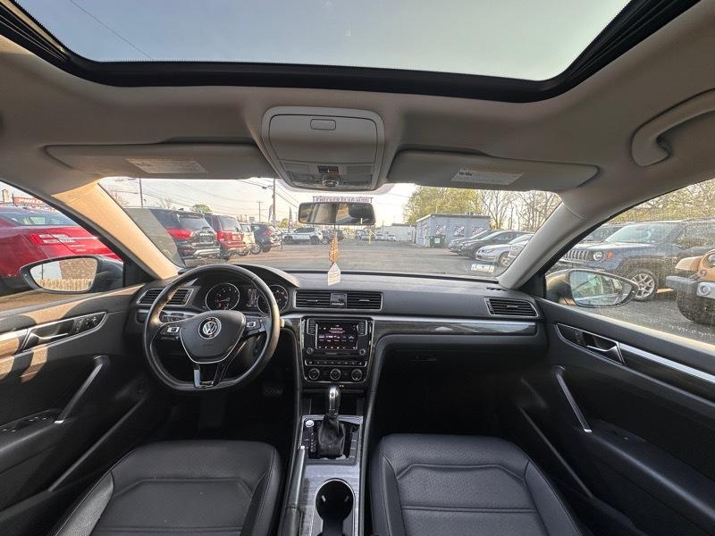 Volkswagen Passat SE 2018