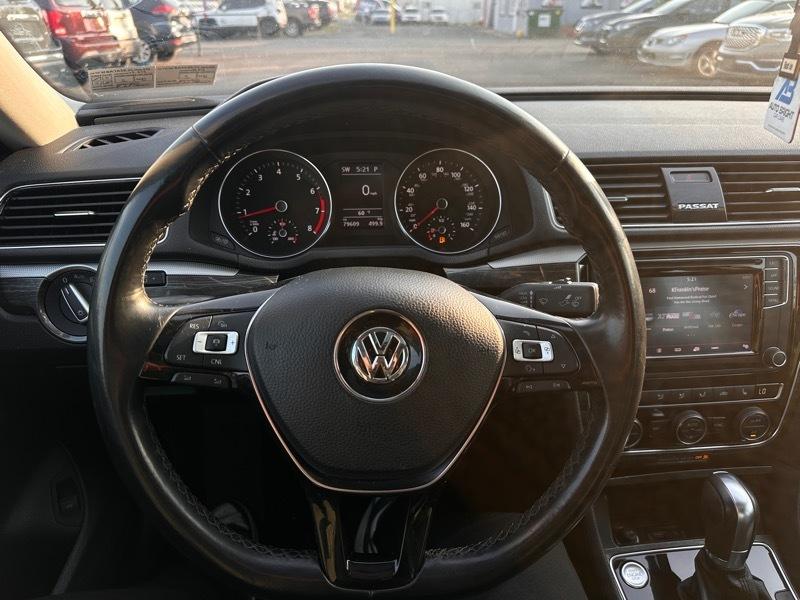 Volkswagen Passat SE 2018