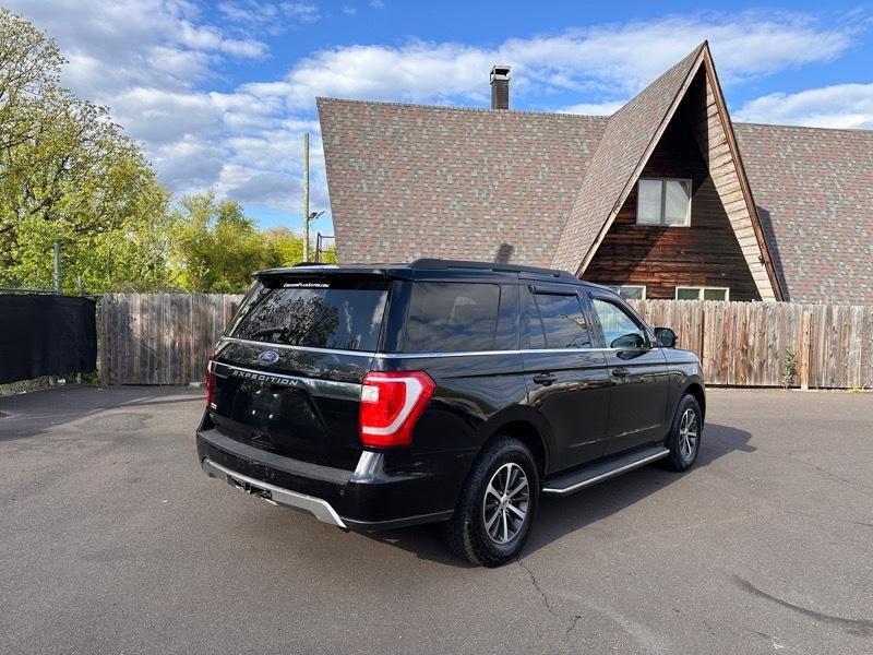 Ford Expedition XLT 4WD 2018