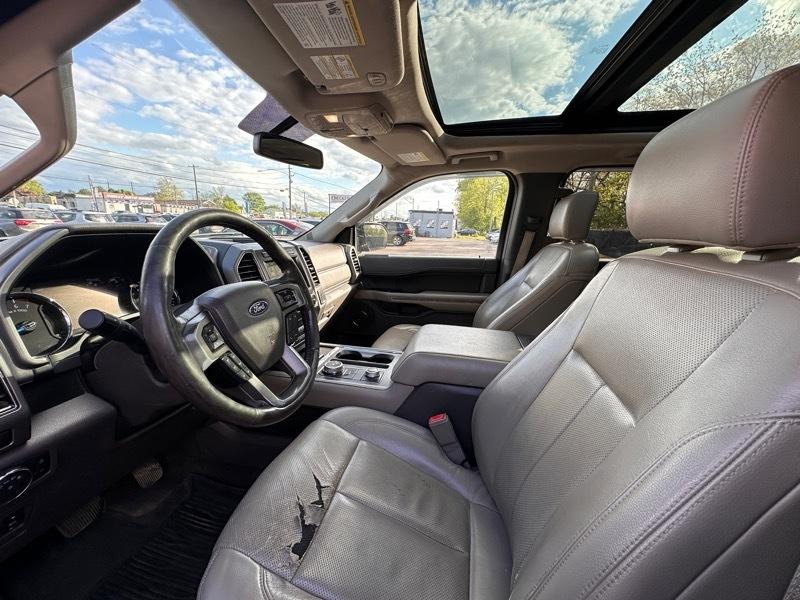 Ford Expedition XLT 4WD 2018