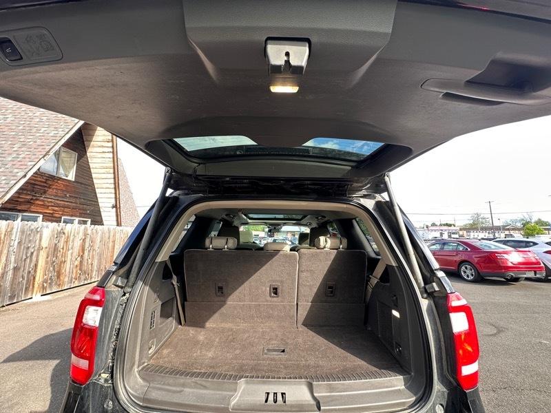 Ford Expedition XLT 4WD 2018