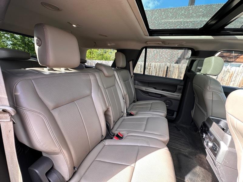 Ford Expedition XLT 4WD 2018