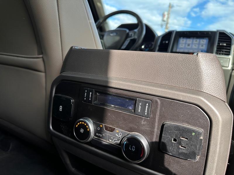 Ford Expedition XLT 4WD 2018