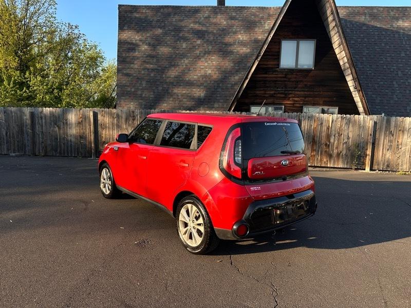 Kia Soul + w/Signature 2.0 Special Edition 2016