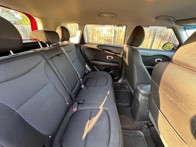 Kia Soul + w/Signature 2.0 Special Edition 2016