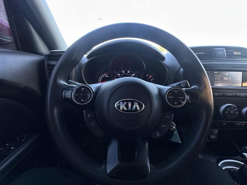Kia Soul + w/Signature 2.0 Special Edition 2016