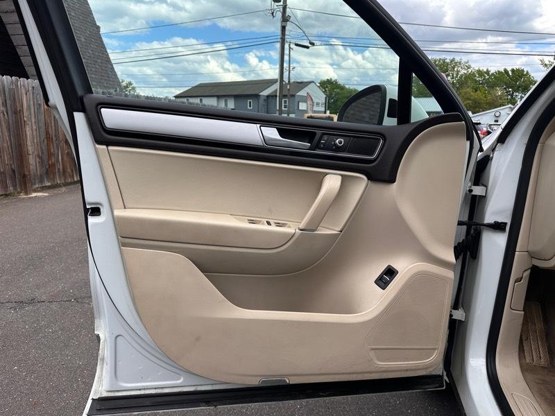 Volkswagen Touareg VR6 Lux 2016