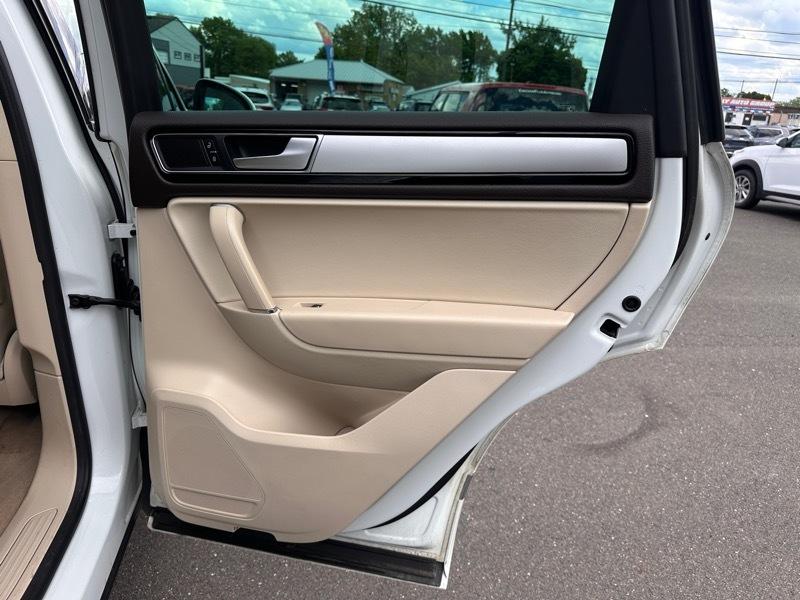 Volkswagen Touareg VR6 Lux 2016