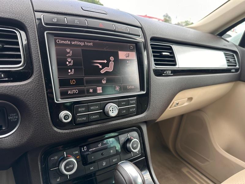 Volkswagen Touareg VR6 Lux 2016