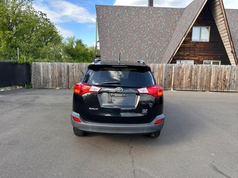 Toyota RAV4 XLE AWD 2015