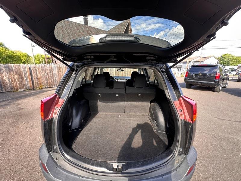 Toyota RAV4 XLE AWD 2015