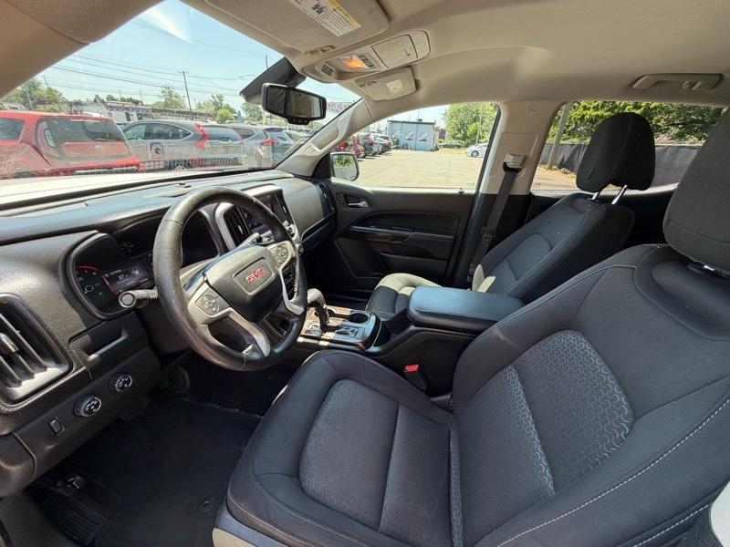 GMC Canyon SLE Crew Cab 4WD Short Box 2015