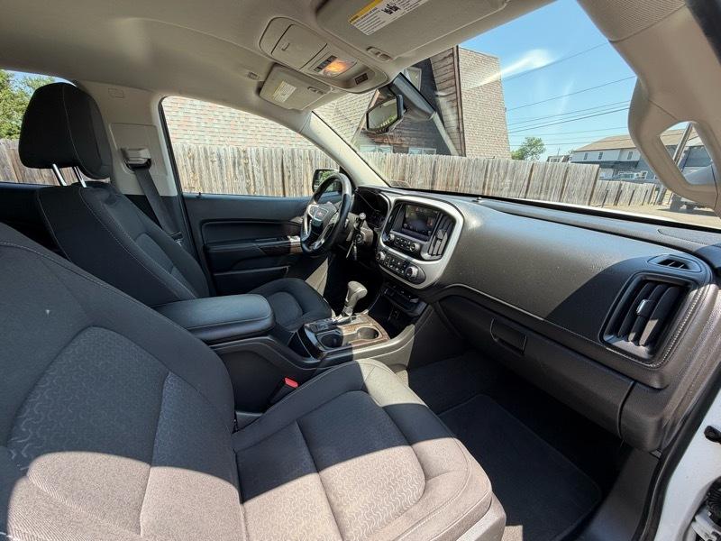 GMC Canyon SLE Crew Cab 4WD Short Box 2015