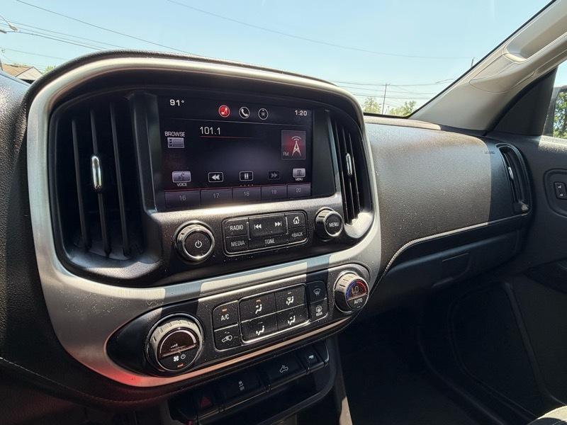 GMC Canyon SLE Crew Cab 4WD Short Box 2015