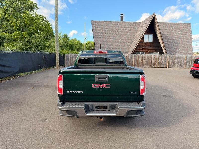 GMC Canyon SLE Crew Cab 4WD Short Box 2015