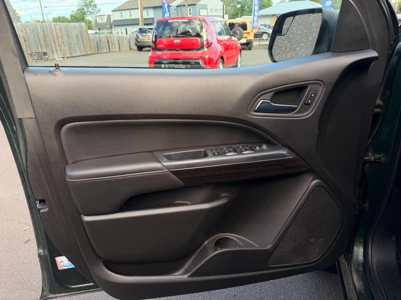GMC Canyon SLE Crew Cab 4WD Short Box 2015