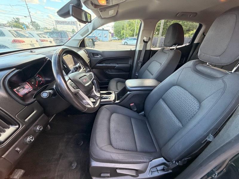 GMC Canyon SLE Crew Cab 4WD Short Box 2015