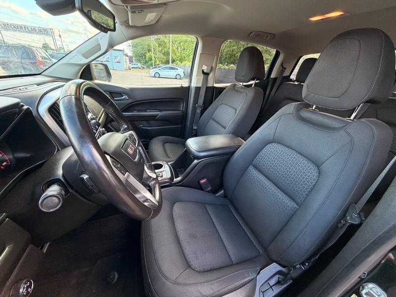 GMC Canyon SLE Crew Cab 4WD Short Box 2015
