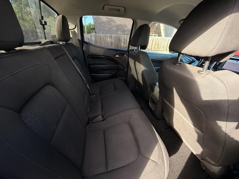 GMC Canyon SLE Crew Cab 4WD Short Box 2015