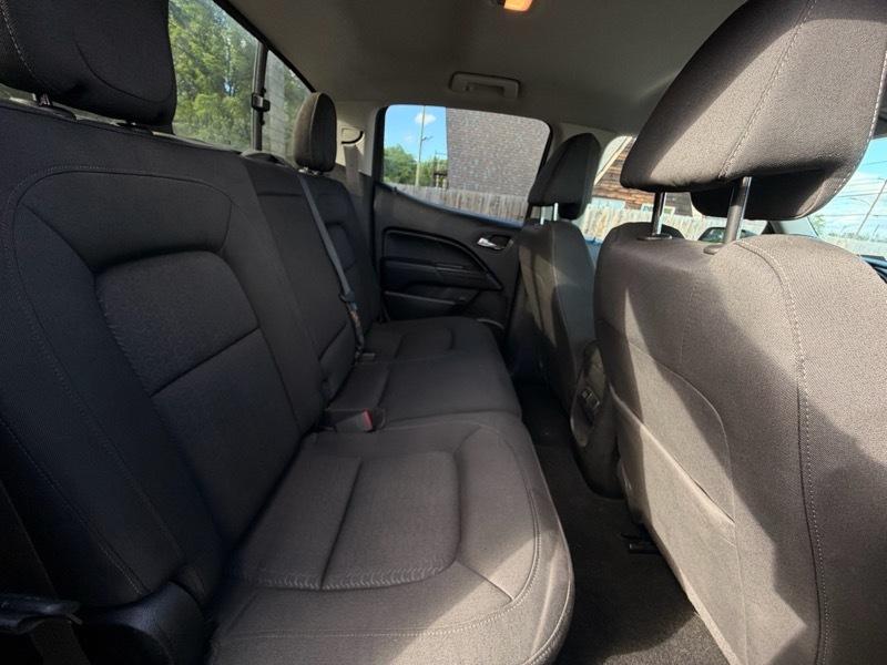 GMC Canyon SLE Crew Cab 4WD Short Box 2015
