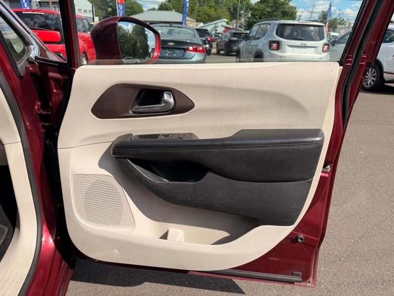 Chrysler Pacifica Touring-L 2019